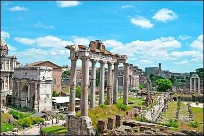 Quel est ce quartier antique de Rome permettant d'imaginer la puissance de l'Empire à l'époque antique ?