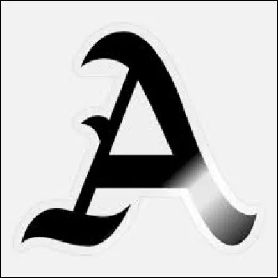 Combien de pattes possède un aoûtat adulte ?