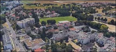 Cette ville de 21 000 habitants du Val-de-Marne, bordée par la Seine, c'est Villeneuve le ...
