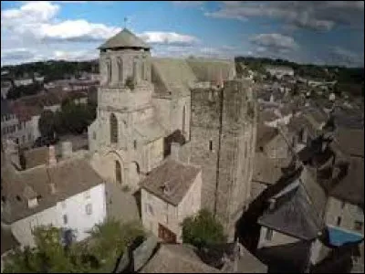 Cette ville de 6700 habitants de la Haute-Vienne, située dans le sud du département Saint-Yrieix la ...