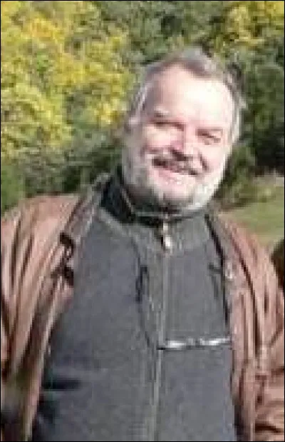 Au Moyen Âge, qu'appelait-on chapel ?