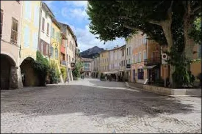 Ce bourg de la Drôme, c'est Buis les ...