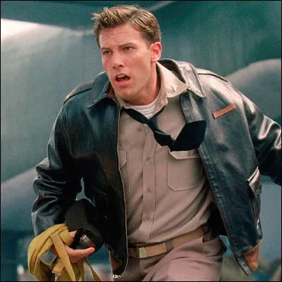 Dans quel film Ben Affleck est-il séparé de la femme qu'il aime pour aller participer à la seconde guerre mondiale ?