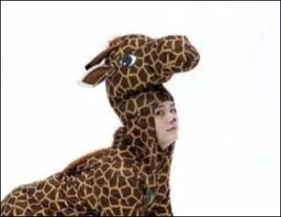 Tu vois Lee Know porter des v&ecirc;tements qui ne vont pas du tout, comment r&eacute;agis-tu ?