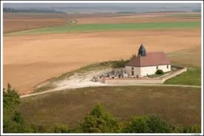 Cette église, isolée en plein milieu des champs, est à voir à Chaserey. Petit village Aubois de 51 habitants, il se situe en région ...