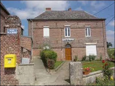 Petit village de 63 habitants, dans l'arrondissement de Vervins, Crupilly se situe dans l'ancienne région ...