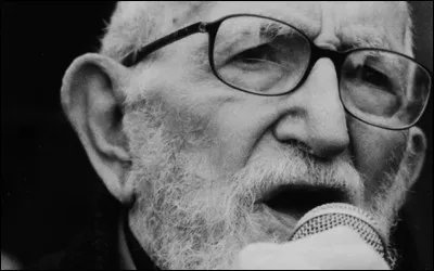 En quelle année a-t-elle gagné, pour la première fois, le tournoi des cinq nations ?