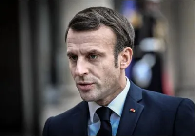 Qui est le président de la France ?