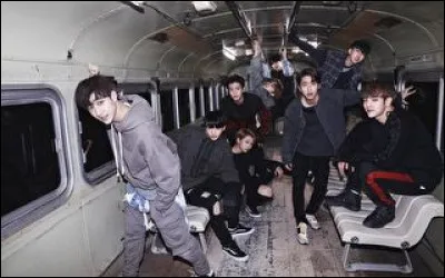 Qui monte en premier dans le bus ?