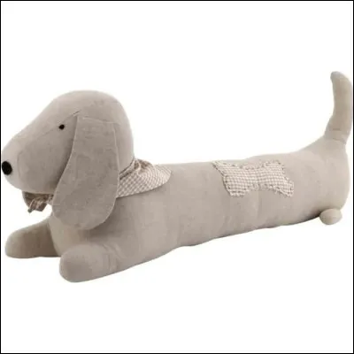 Cette saucisse est un chien de porte. Quel autre nom lui donne-t-on ?