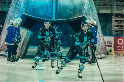 Les "Spartiates" est le nom du club de ...