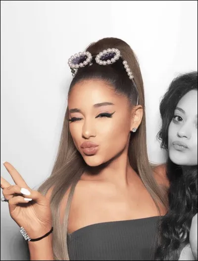 Quelle est sa religion, à présent ?(deux réponses)