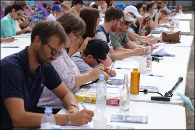 Le 4 juin 2023, où s'est déroulée dans Paris "La Dictée géante" organisée par Rachid Santaki ?