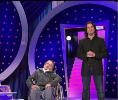 Comment s'appelle le sketch qu'il fait avec Jérémy Ferrari, dans "On n'demande qu'à en rire", et qui récole une note de 100/100 ?