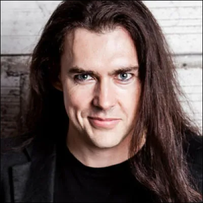 Quel est le titre du dernier livre de Cédric Sire ?