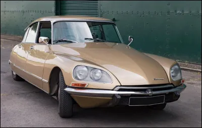 Quel est ce modèle de voiture ?