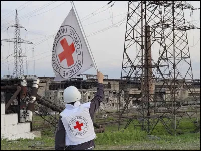 Comment se nomment les conventions internationales concernant les blessés et les prisonniers de guerre ?