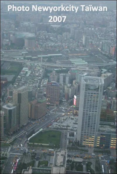 Quelle est cette ville en T, capitale de Taiwan et plaque tournante de l'industrie électronique mondiale ?