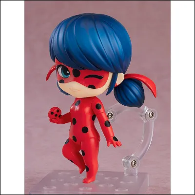À qui Ladybug confie-t-elle le Miraculous du Cheval ?
