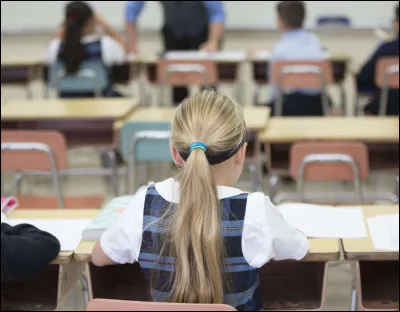 L'année prochaine, vas-tu changer d'école (changer d'école dans le sens primaire vers collège, etc.)