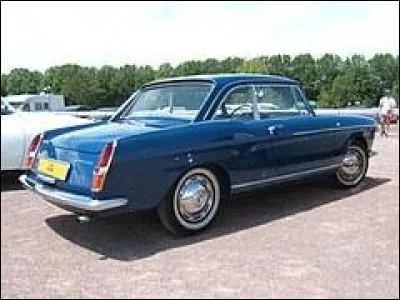 Quelle cette élégante voiture sortie en 1963 ?