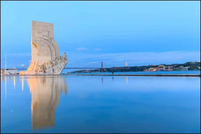 Quelle est cette ville, la plus peuplée du Portugal arrosée par le fleuve Tage dont le surnom est "la reine du Tage" ?