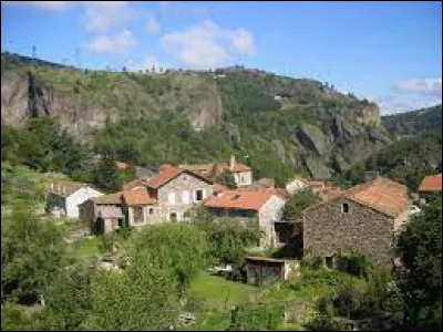 Nous partons en Auvergne-Rhône-Alpes, à Monistrol-d'Allier. Commune incluse dans l'aire d'attraction Ponote, elle se situe dans le département ...