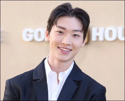 Qui interprète le rôle de Min Ho ?