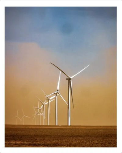 La vitesse de rotation doit être augmentée par un multiplicateur jusqu’à près de 1 500 tours/minute, vitesse nécessaire au bon fonctionnement de l’alternateur. Mais quelle est cette "vitesse initiale" ?