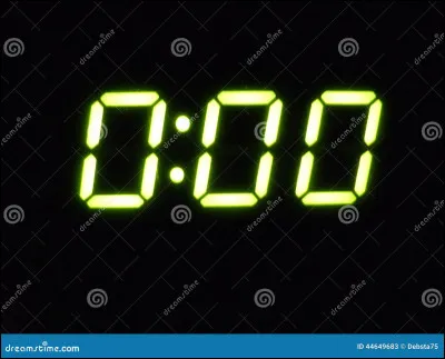 (2) Finalement, à minuit pile tu reçois ta lettre pleine d'excuses. Comment fêtes-tu ça ?