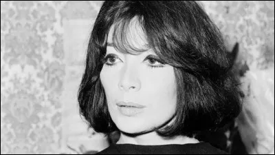 Qui est cette actrice/chanteuse qui interprète le titre ''Les dames de la poste'' ?