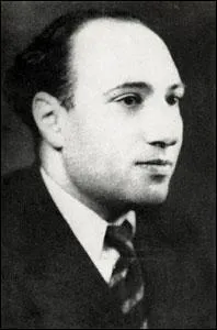 L'un des membres du mouvement DADA, ayant ensuite adhr au surralisme, membre de la Rsistance, auteur de 'L'Apprenti fantme', il s'appelle...