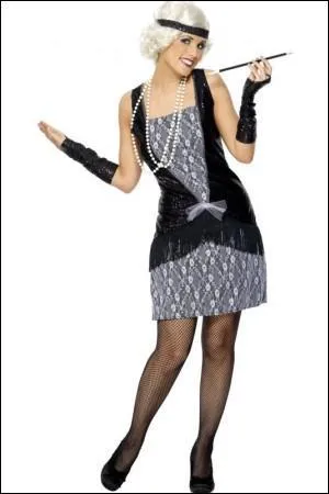 Cette tenue de cocktail date des annes. .