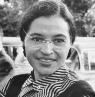Quel est le nom de cette femme noire qui a refusé de céder sa place à un homme blanc dans un bus en 1955 aux États-Unis ?