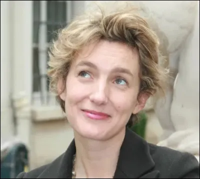 Qui est cette &eacute;crivaine, auteure du r&eacute;cit ''L'&Eacute;chapp&eacute;e belle'' ?