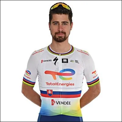 Combien de fois, Peter Sagan a-t-il remporté le maillot vert du meilleur sprinteur ?