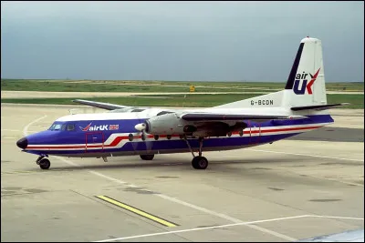 Combien y a-t-il de personnages sur la toile de Gustave Courbet "un enterrement à Ornans" ?