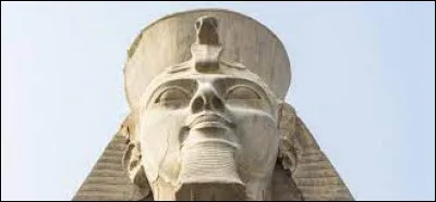 Durant combien d'années le pharaon Ramsès II a-t-il régné sur l'Égypte ?