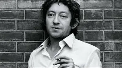 Quel chanteur français a utilisé le pseudonyme de Julien Gris ?