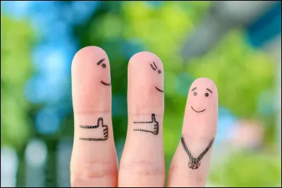 Tu préfères que ton ou tes personnage(s) principal(aux) soi(en)t... (2)