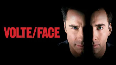 Dans le film "Volte/Face" sorti en 1997, un terroriste incarné par Nicolas Cage intervertit son visage avec celui d'un agent de la CIA joué par :
