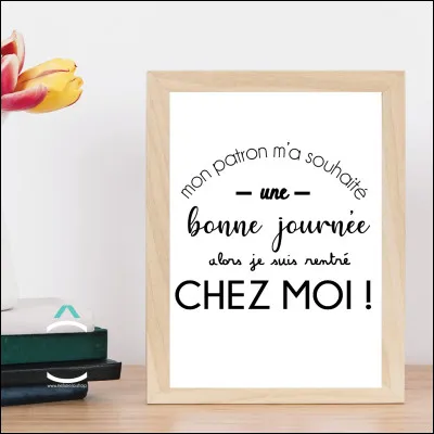 Sur le chemin vers chez toi, tu ressasses ta journée. C'en était une belle !
Car...