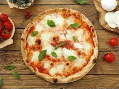 La pizza margarita est-elle garnie de tomates, de mozzarella et de basilic frais ?