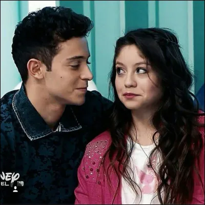 Qui est sa petite amie ?