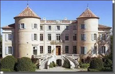 Nous sommes en Occitanie à Potelières. Commune de l'aire d'attraction d'Alès, sur les bords de la Cèze, elle se situe das le département ...