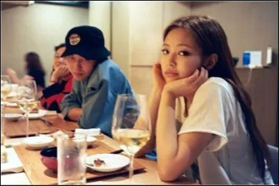 De quel album, le clip dans lequel Jennie apparaissait, faisait-il partie ?