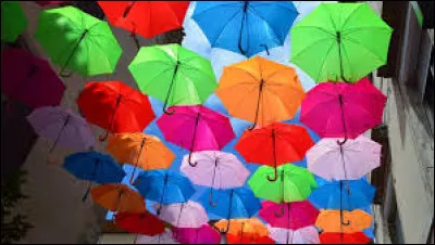 Complétez le titre du roman de Gaston Leroux : "Le Mystère de la chambre...