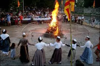 À quelle date est-elle traditionnellement célébrée ?