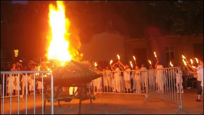 D'après l'Évangile, à qui cette fête fut-elle dédiée ?