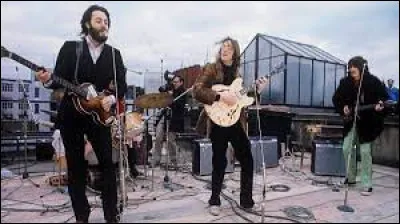 Dans quelle ville les Beatles ont-ils donné un concert sur le toit des studios Apple Corps en 1969 ?